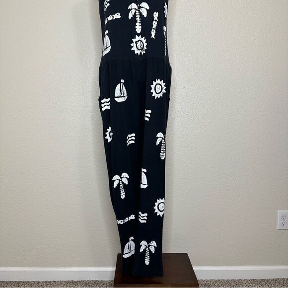 Natural Elements Black Tropical Sleeveless Jumpsuit - Picture 4 of 13